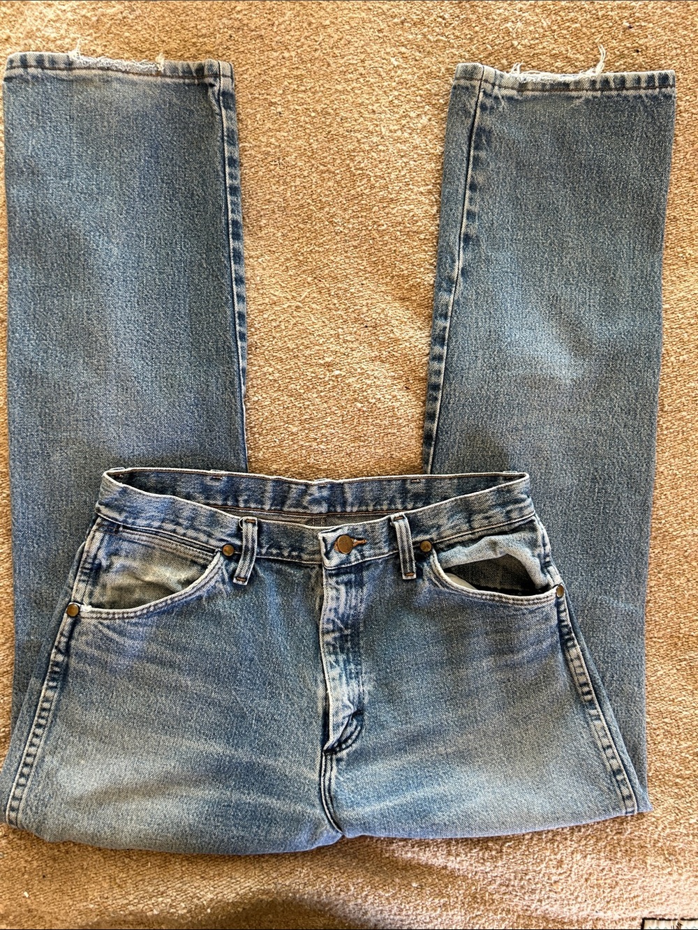 Wrangler Men’s Light Blue Straight Jeans